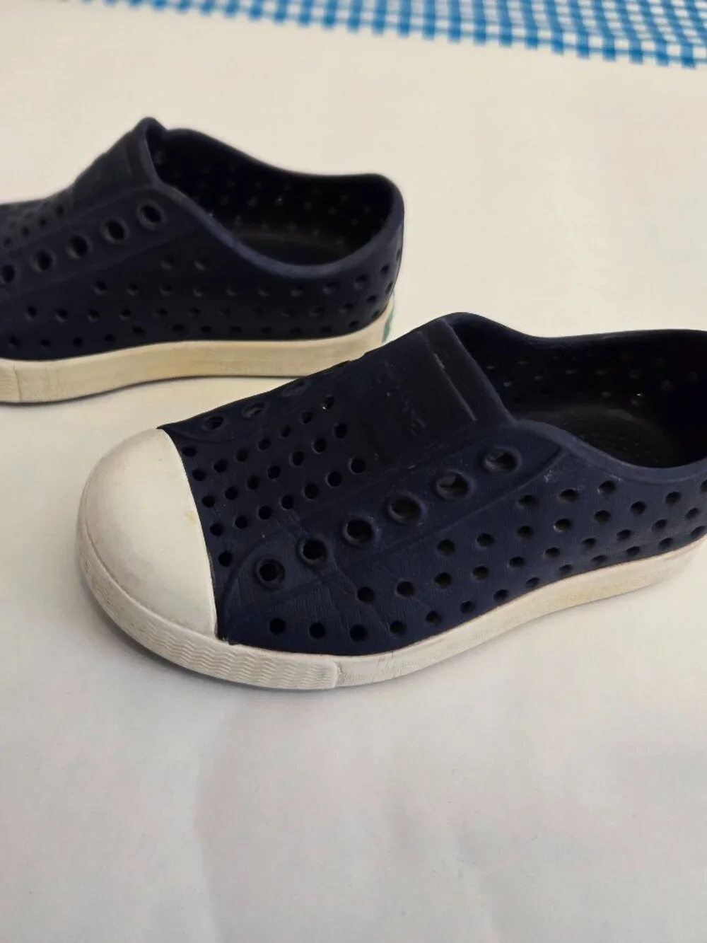 Native Jefferson Kids Waterproof Slip On Shoes Navy Blue Size 6